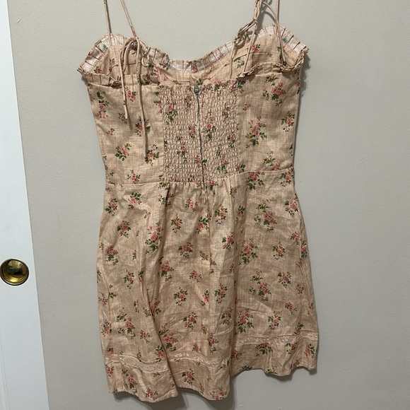 Reformation - Picture 6 of 11